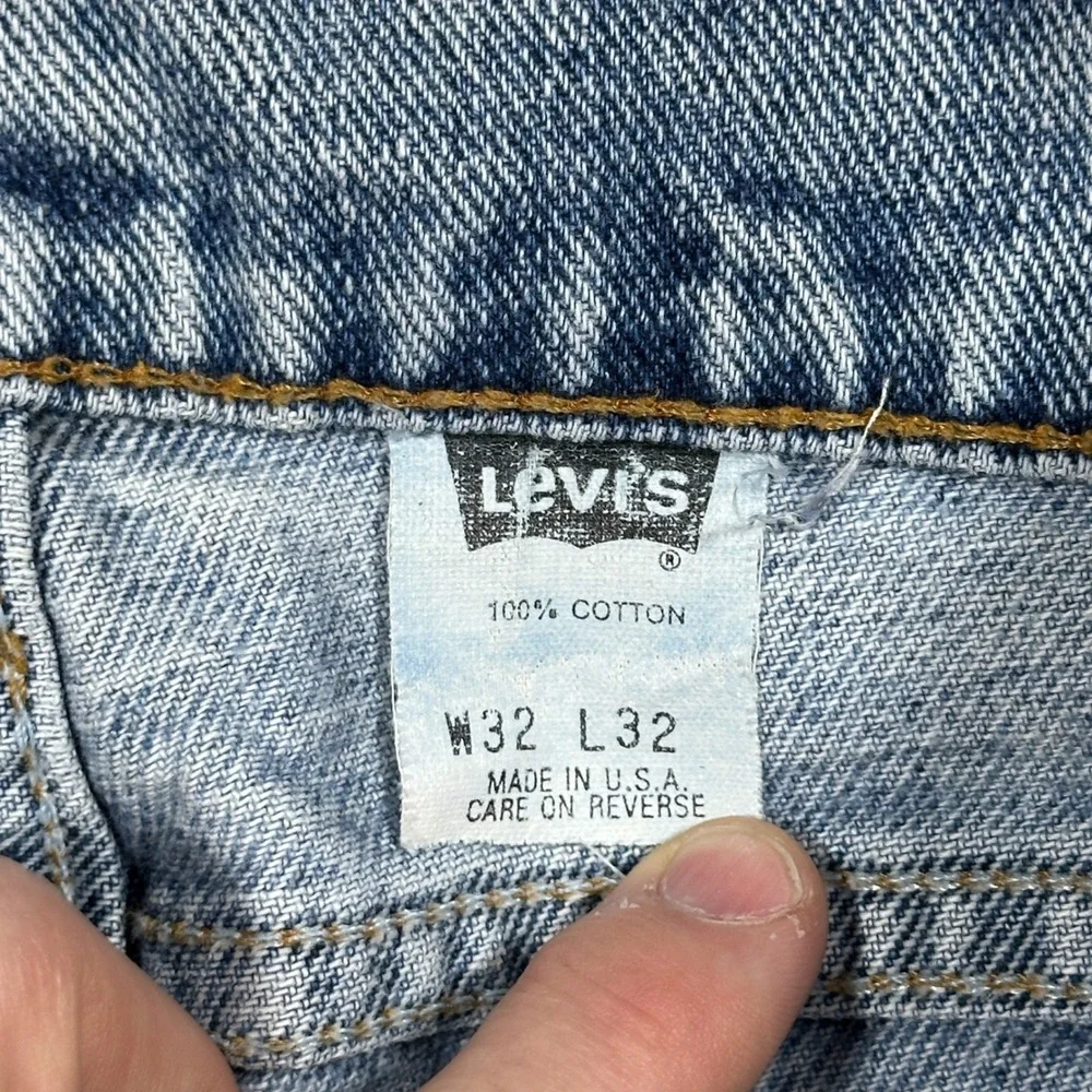 VTG 90s Levis 505 Mens Light Wash Straight Leg Denim Jeans Made in USA *29x31